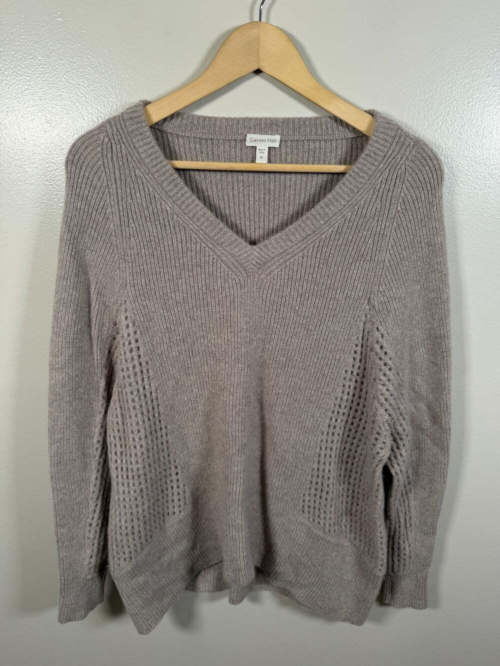 Garnet Hill 100% Cashmere Sweater Medium Brown Ribbed V-Neck Pointelle Cozy